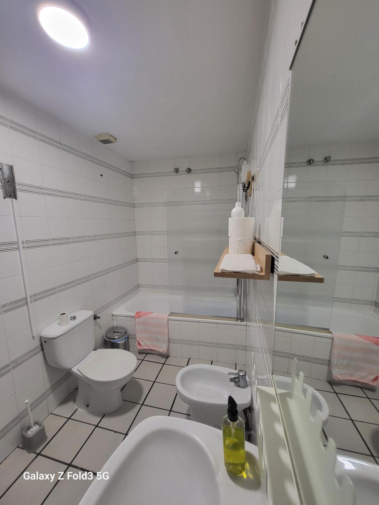 Habitacion Muy Centrica. Гранада Экстерьер фото