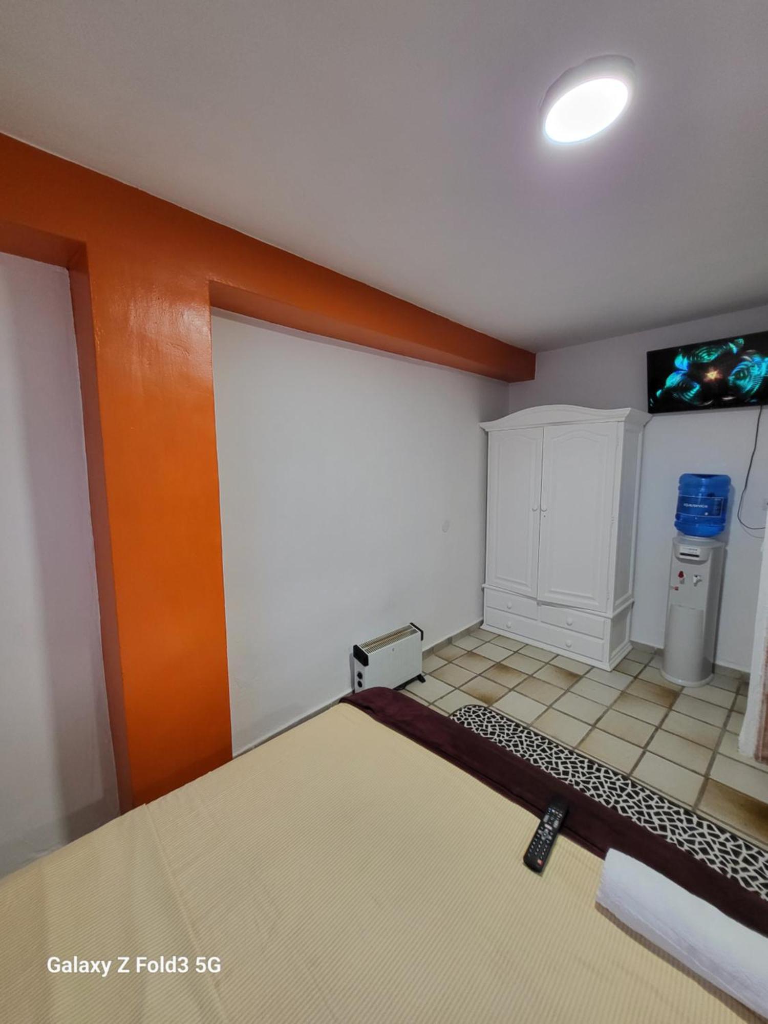 Habitacion Muy Centrica. Гранада Экстерьер фото
