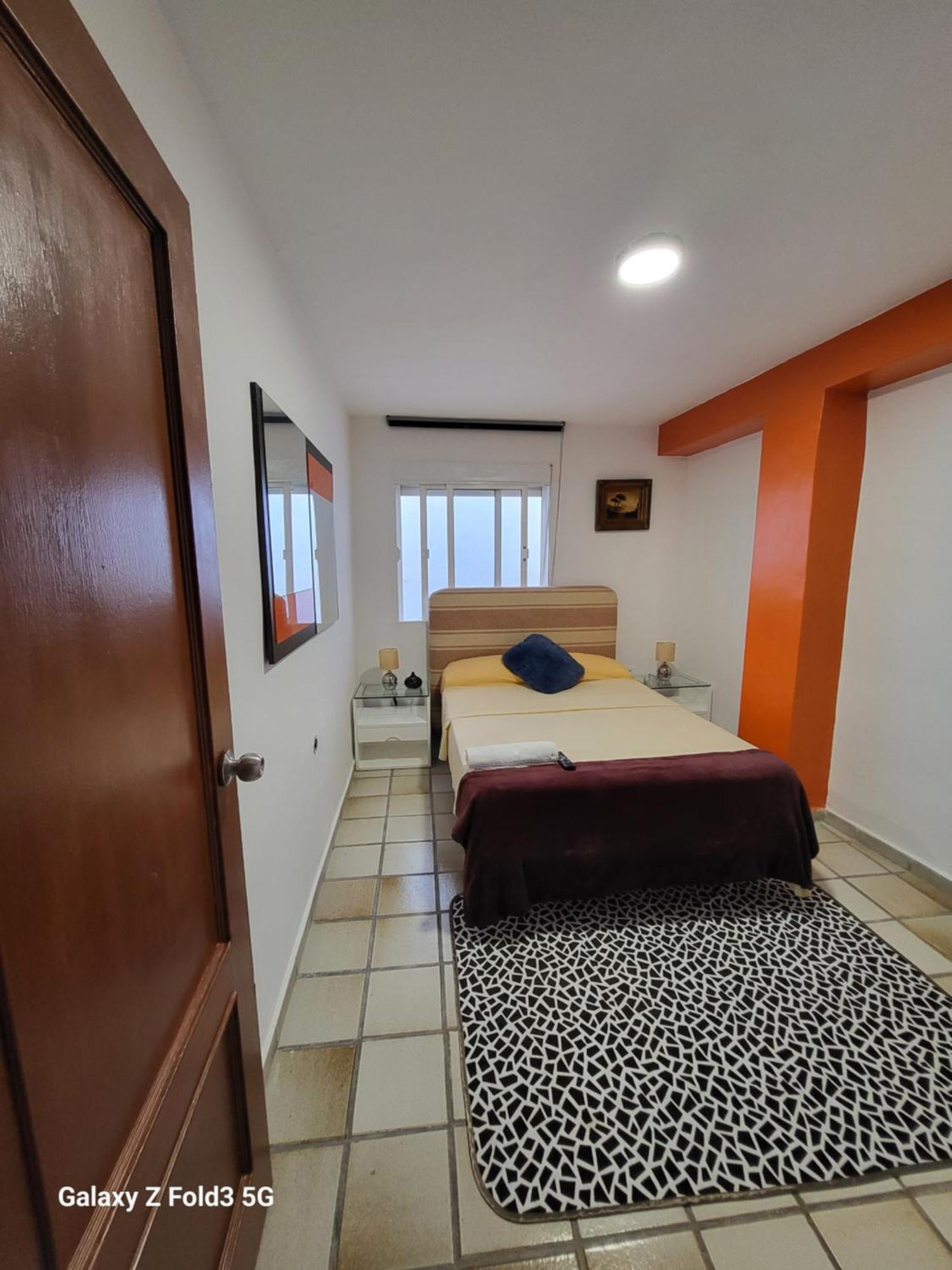 Habitacion Muy Centrica. Гранада Экстерьер фото