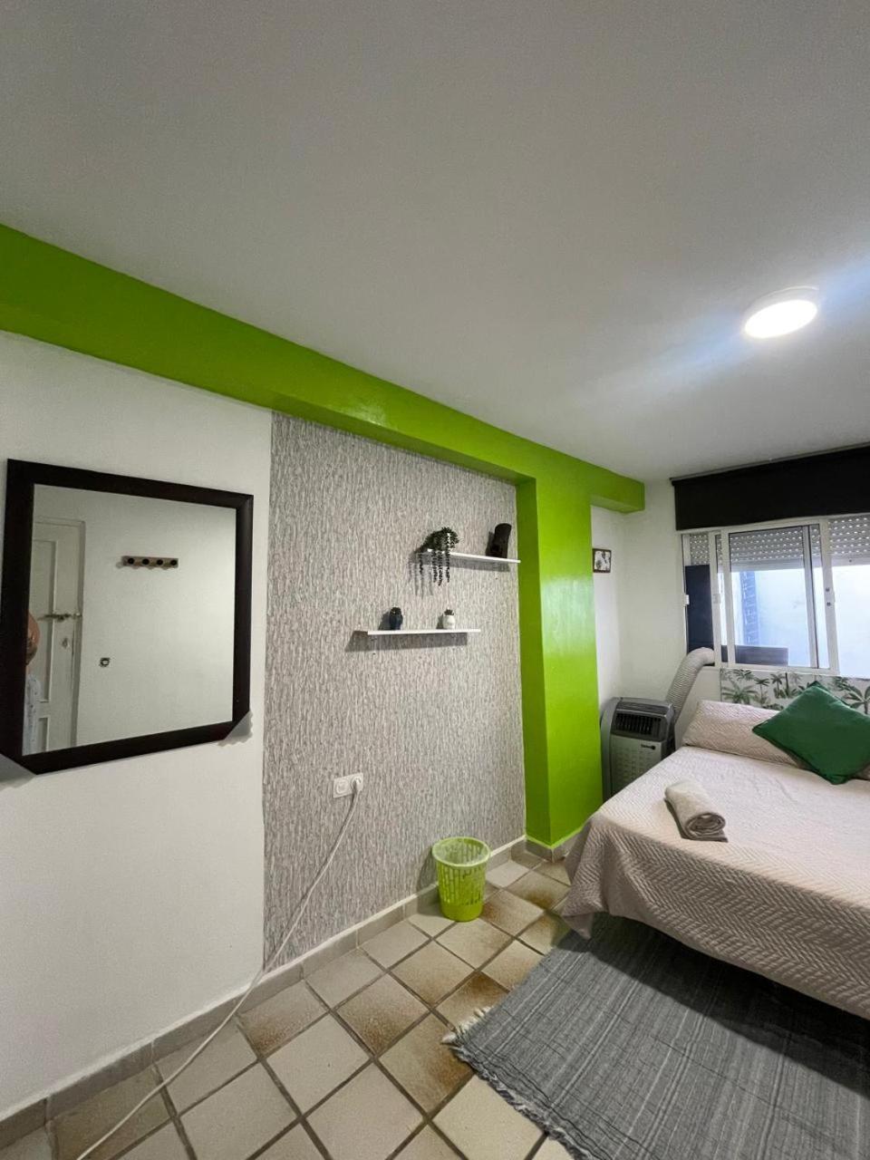 Habitacion Muy Centrica. Гранада Экстерьер фото